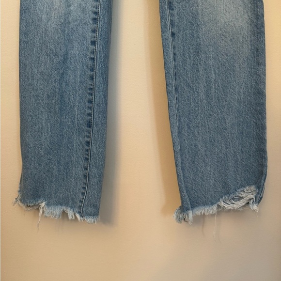 Wild Fable Low Rise Bootcut Frayed Jeans Women’s Size 00 Cherry Charm Light Wash - Picture 3 of 10